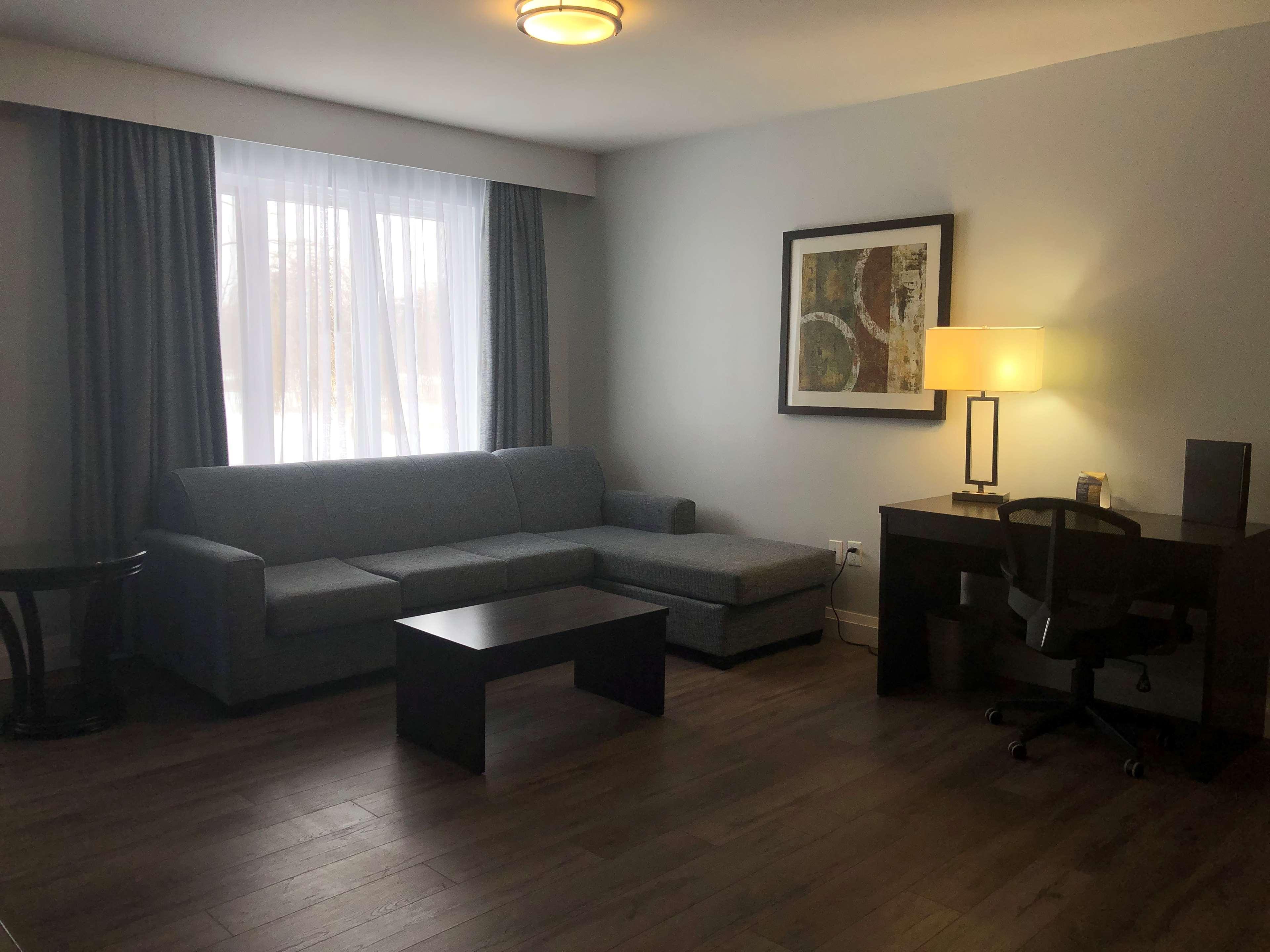 Best Western Plus Barrie Esterno foto