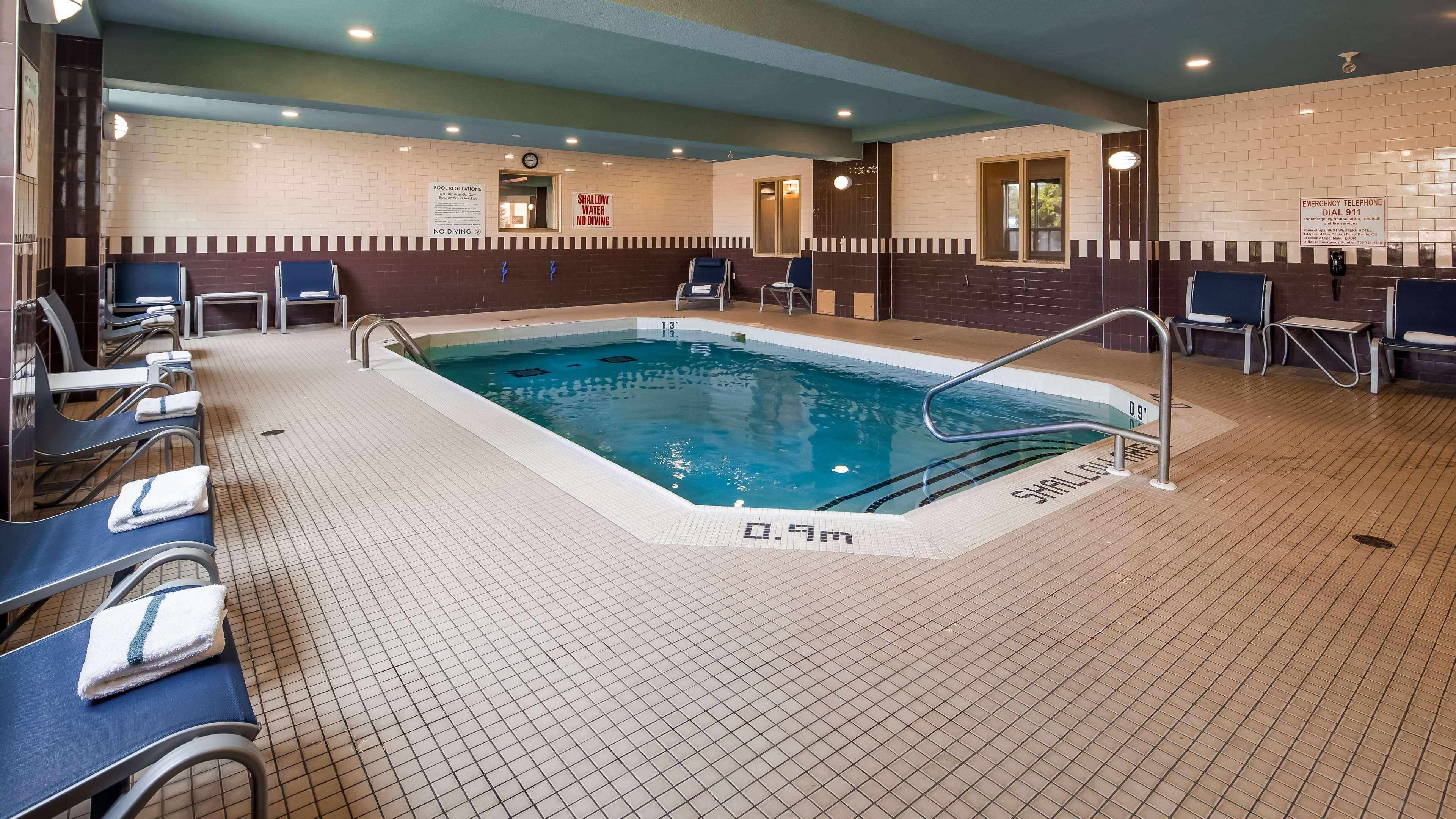 Best Western Plus Barrie Esterno foto