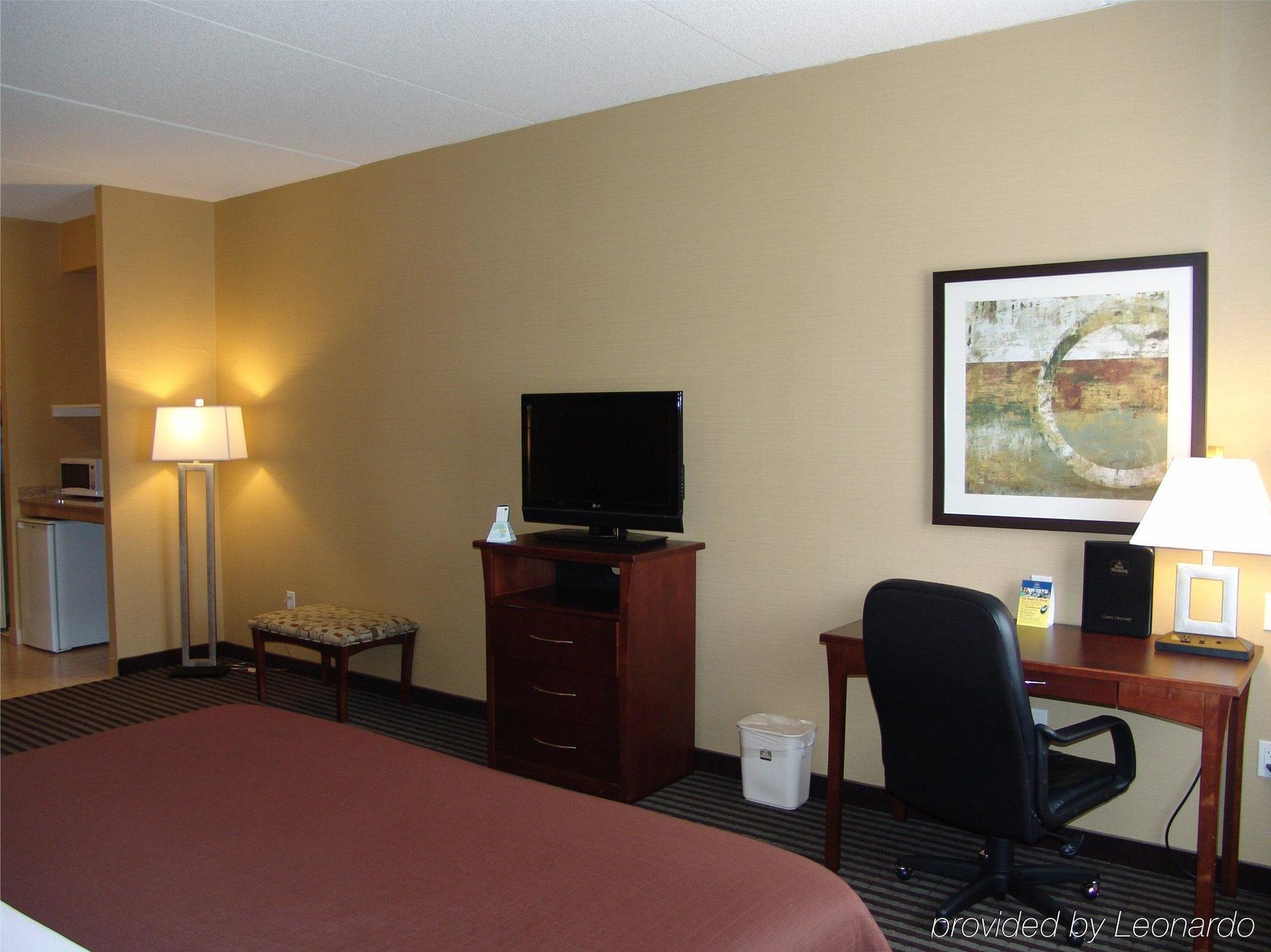 Best Western Plus Barrie Esterno foto