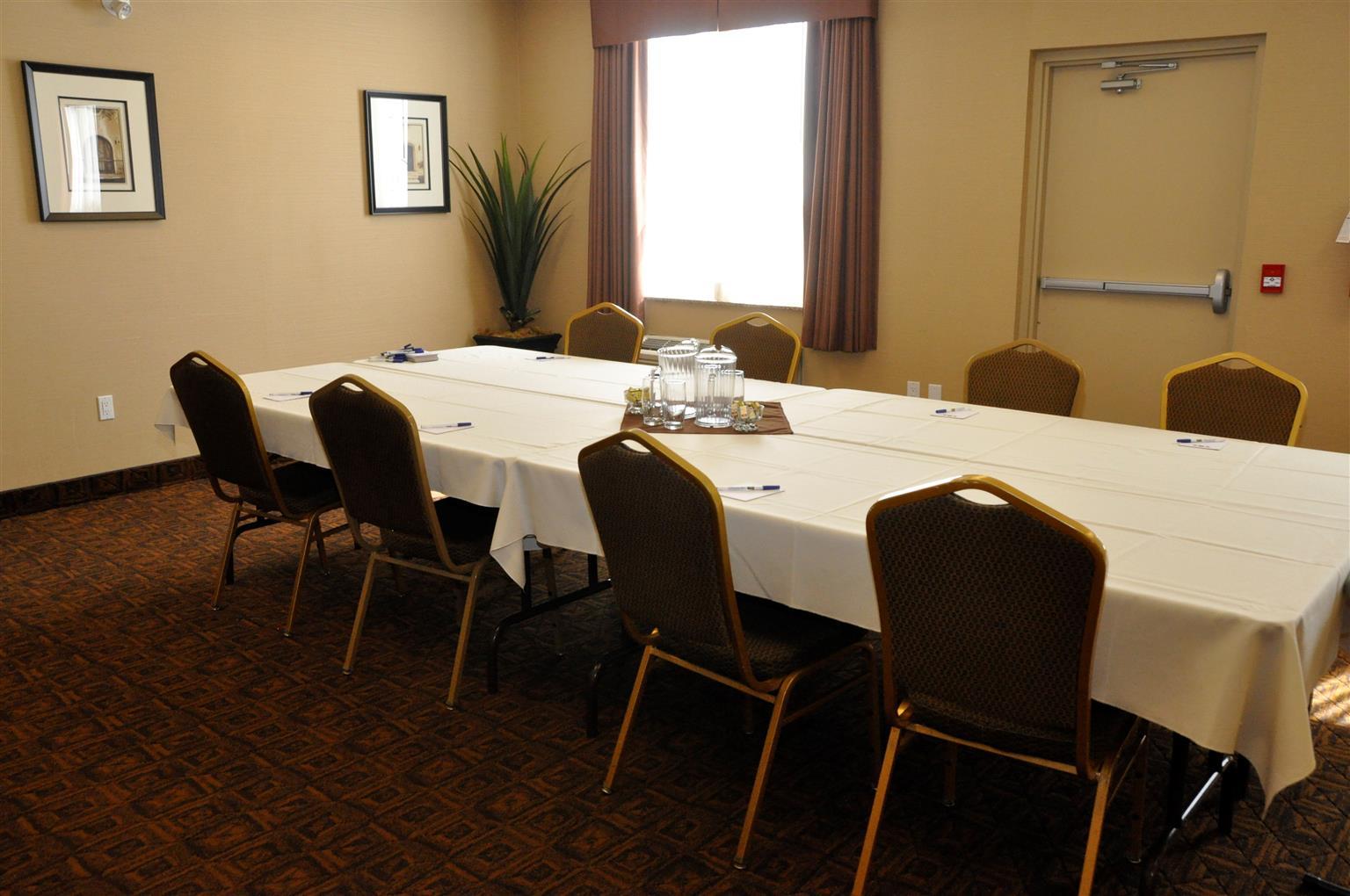 Best Western Plus Barrie Esterno foto