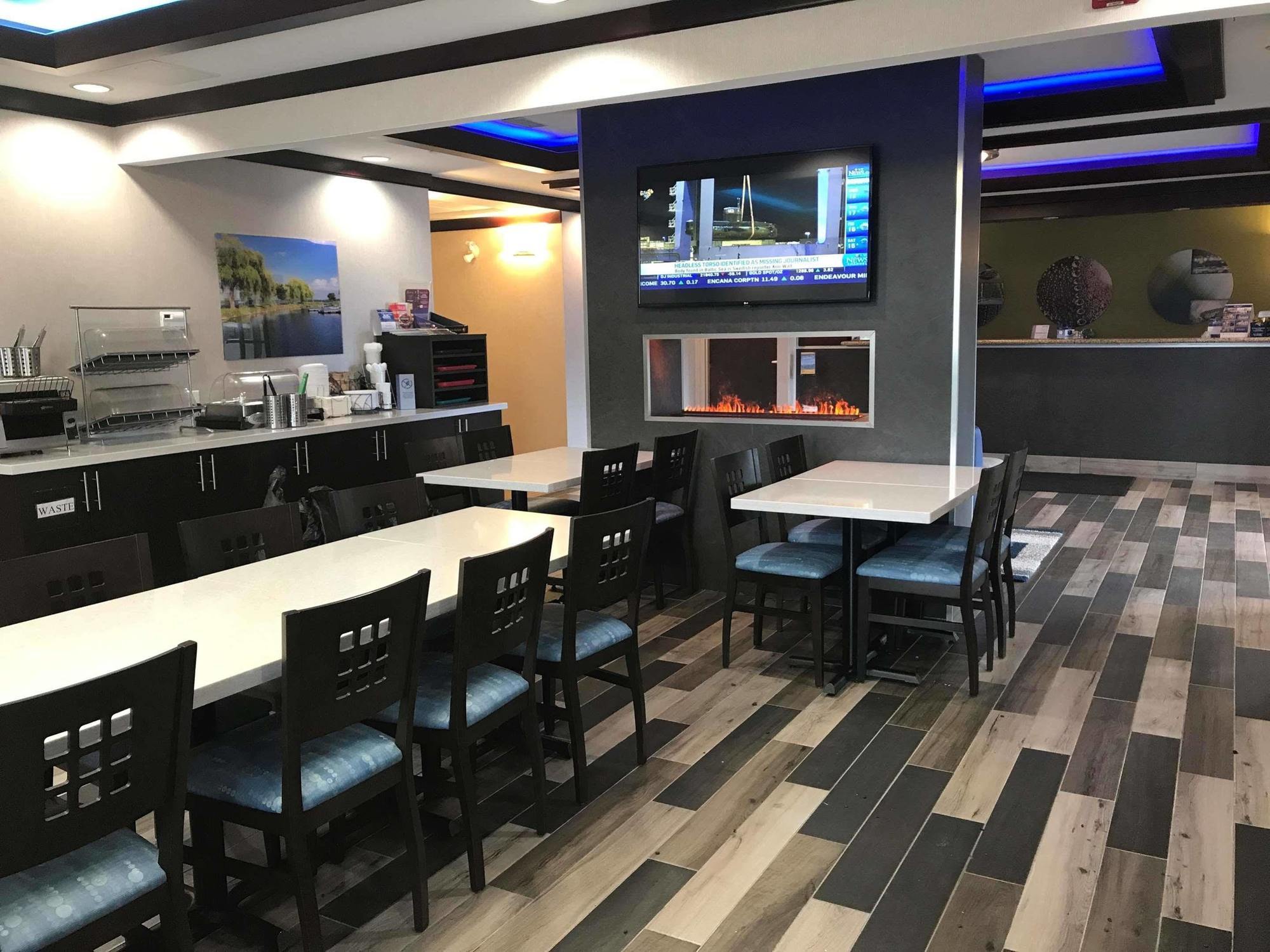 Best Western Plus Barrie Esterno foto