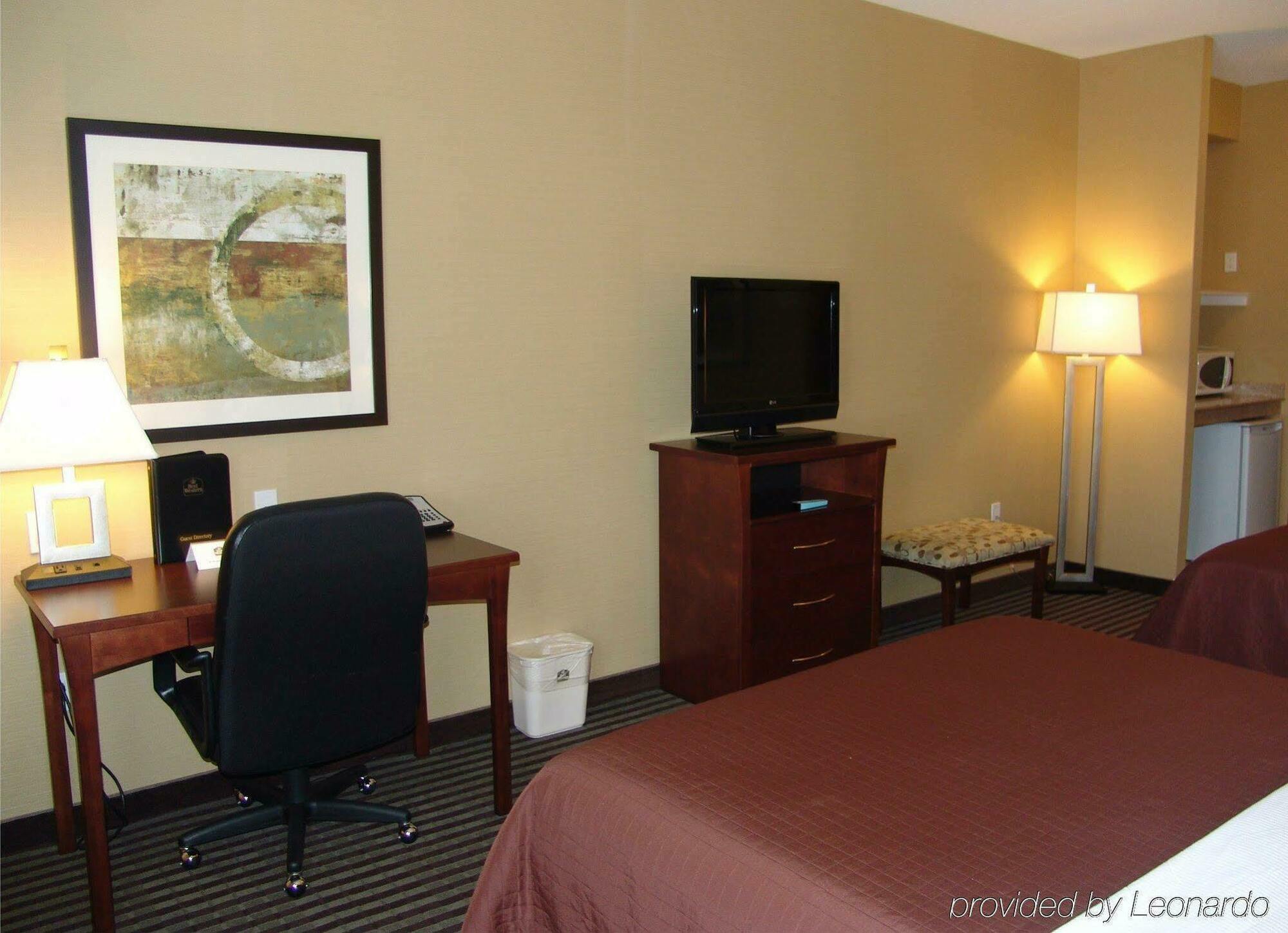 Best Western Plus Barrie Esterno foto